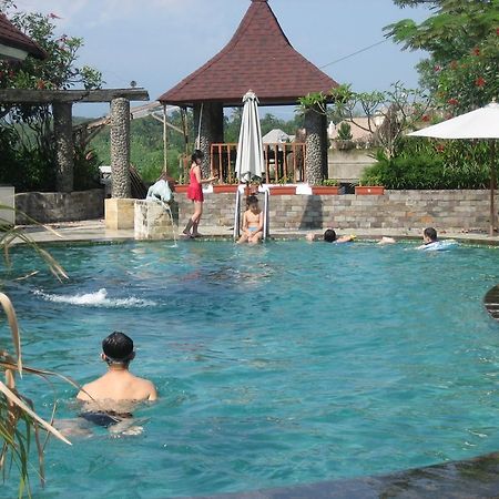 Green Wattana Hotel Sentul Bogor Exterior photo